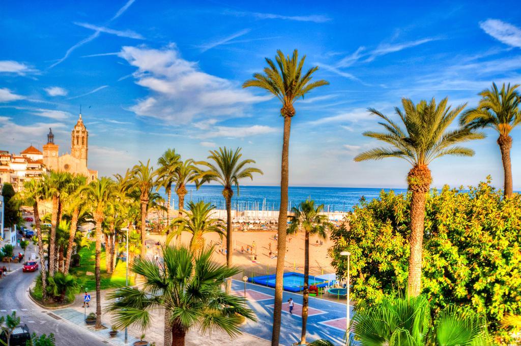 Las Ventanas Sea Front Apartment Sitges Exterior photo